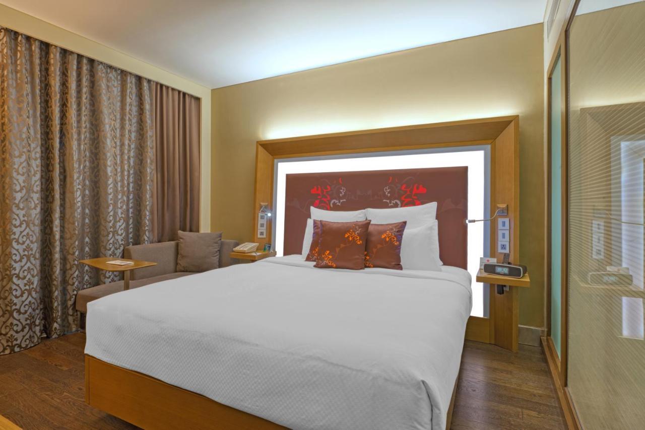 โนโวเทล เบงกาลูรู เอาเตอร์ริงโร้ด Hotel บังกาลอร์ ภายนอก รูปภาพ