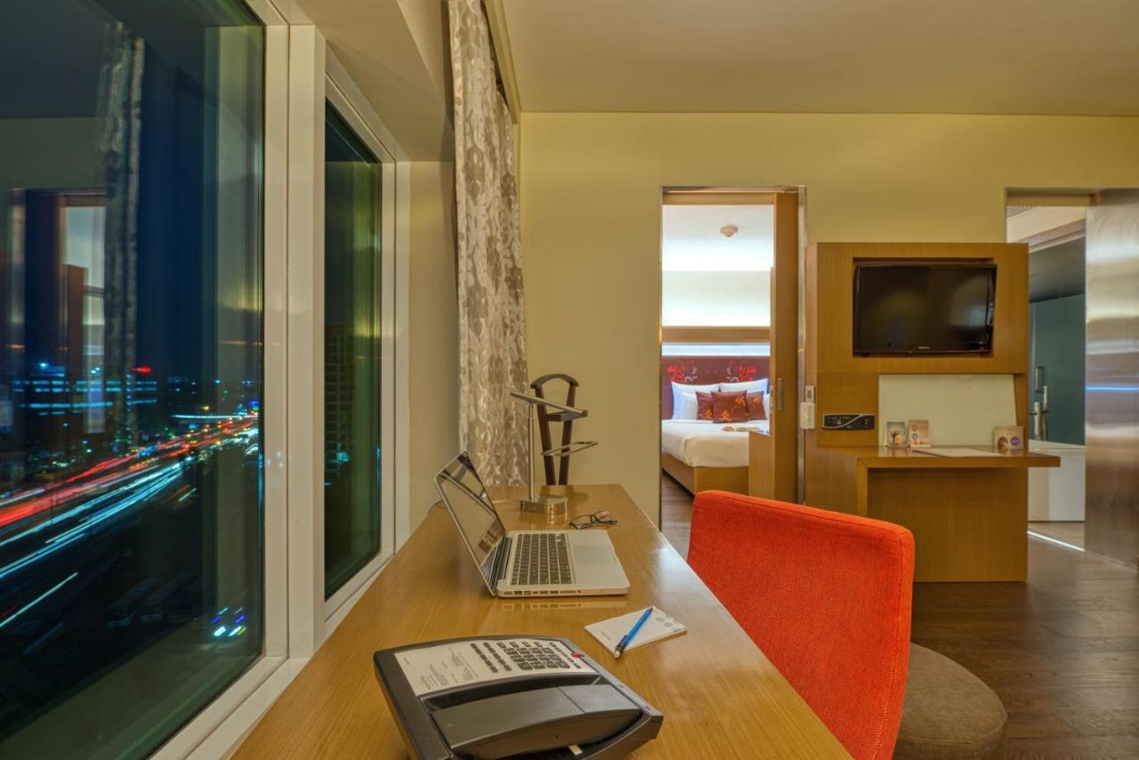โนโวเทล เบงกาลูรู เอาเตอร์ริงโร้ด Hotel บังกาลอร์ ภายนอก รูปภาพ
