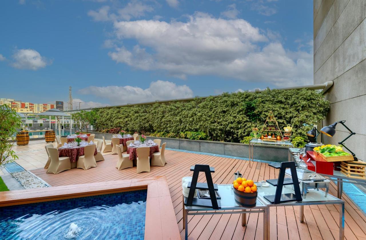 โนโวเทล เบงกาลูรู เอาเตอร์ริงโร้ด Hotel บังกาลอร์ ภายนอก รูปภาพ