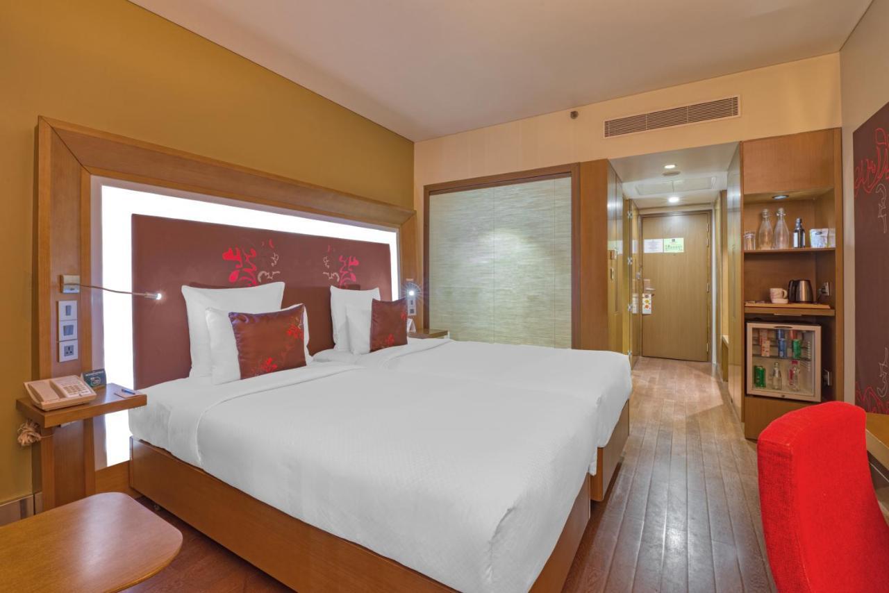 โนโวเทล เบงกาลูรู เอาเตอร์ริงโร้ด Hotel บังกาลอร์ ภายนอก รูปภาพ