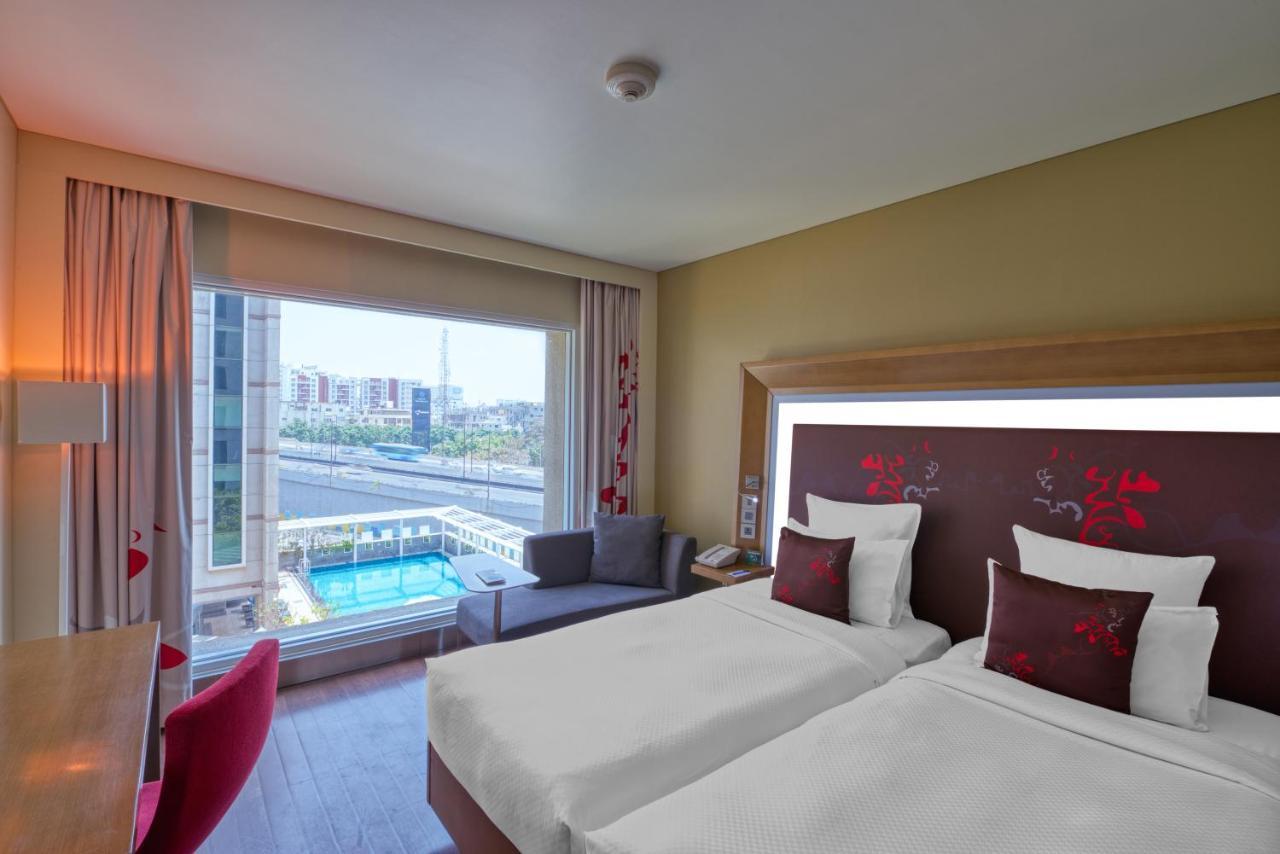โนโวเทล เบงกาลูรู เอาเตอร์ริงโร้ด Hotel บังกาลอร์ ภายนอก รูปภาพ