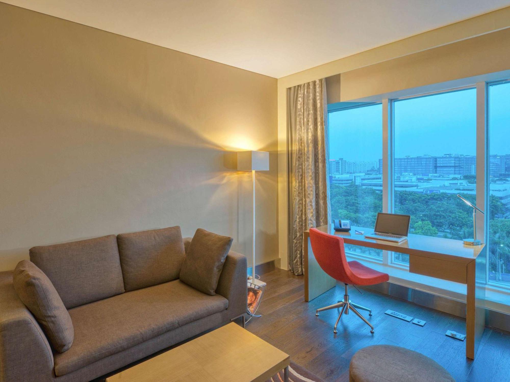 โนโวเทล เบงกาลูรู เอาเตอร์ริงโร้ด Hotel บังกาลอร์ ภายนอก รูปภาพ